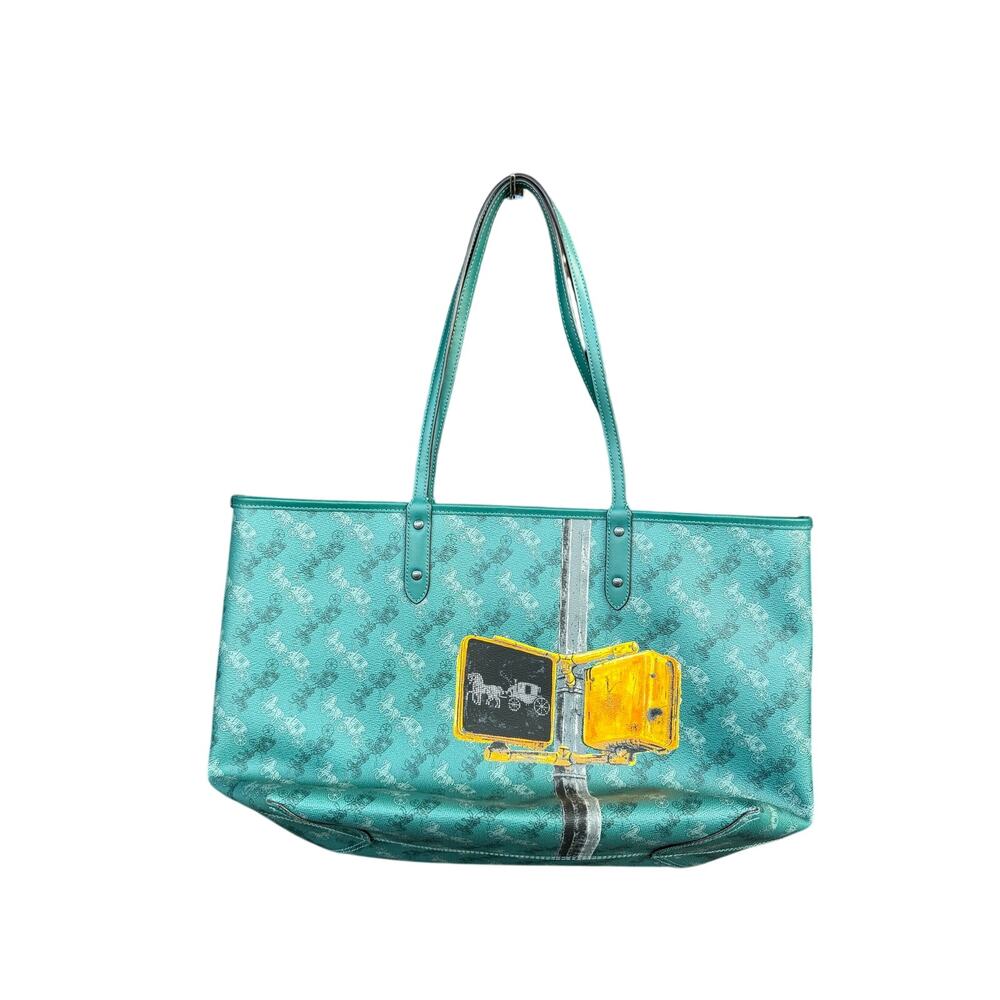 Coach Field Tote 30 Horse Carriage Traffic Light